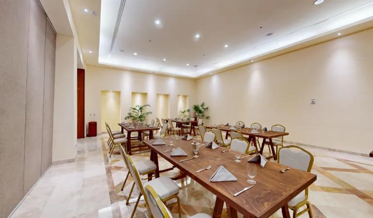 Señora de Loreto Solmar Hotels & Resorts Señora de Loreto Solmar Hotels & Resorts