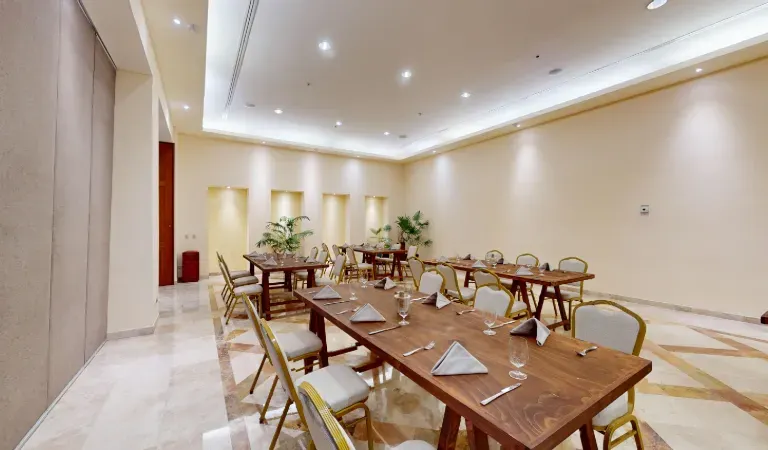 Señora de Loreto Solmar Hotels & Resorts Señora de Loreto Solmar Hotels & Resorts