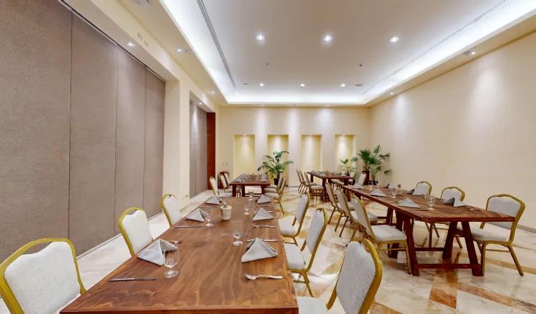 Señora de Loreto Solmar Hotels & Resorts Señora de Loreto Solmar Hotels & Resorts